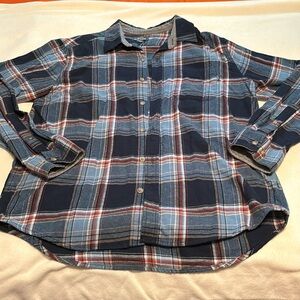 Men’s Eddie Bauer, like new, single pocket, long sleeve flannel button down
